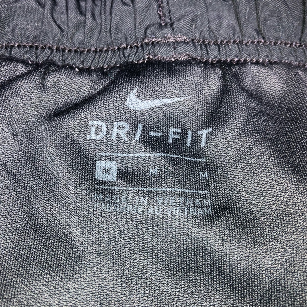 Nike Tempo Women’s Running Shorts - Picture 3 of 3